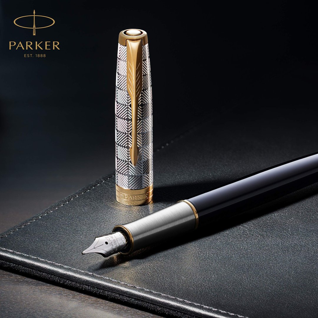 PK  Sonnet Fountain Pen | Premium Metal and Black Gloss Finish with Gold Trim | Fine 18k Gold Nib with Black Ink Cartridge | Gift Box