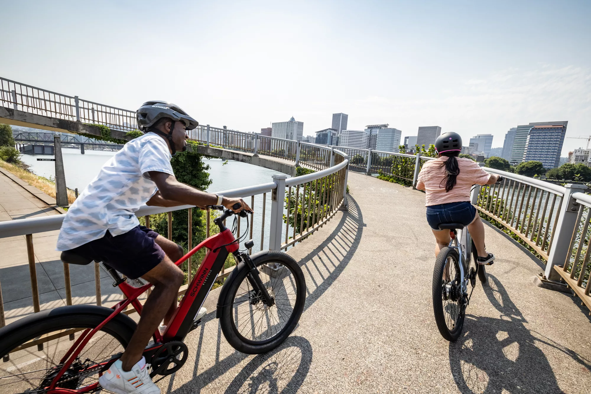 Schwinn Adult Coston 27.5�� CE Electric Hybrid Bike