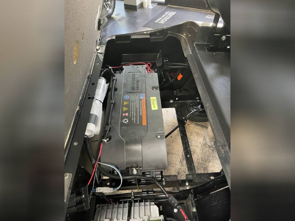 E-Z-Go Golf Carts All Express S4 ELiTE Lithium Metallic Charcoal For Sale