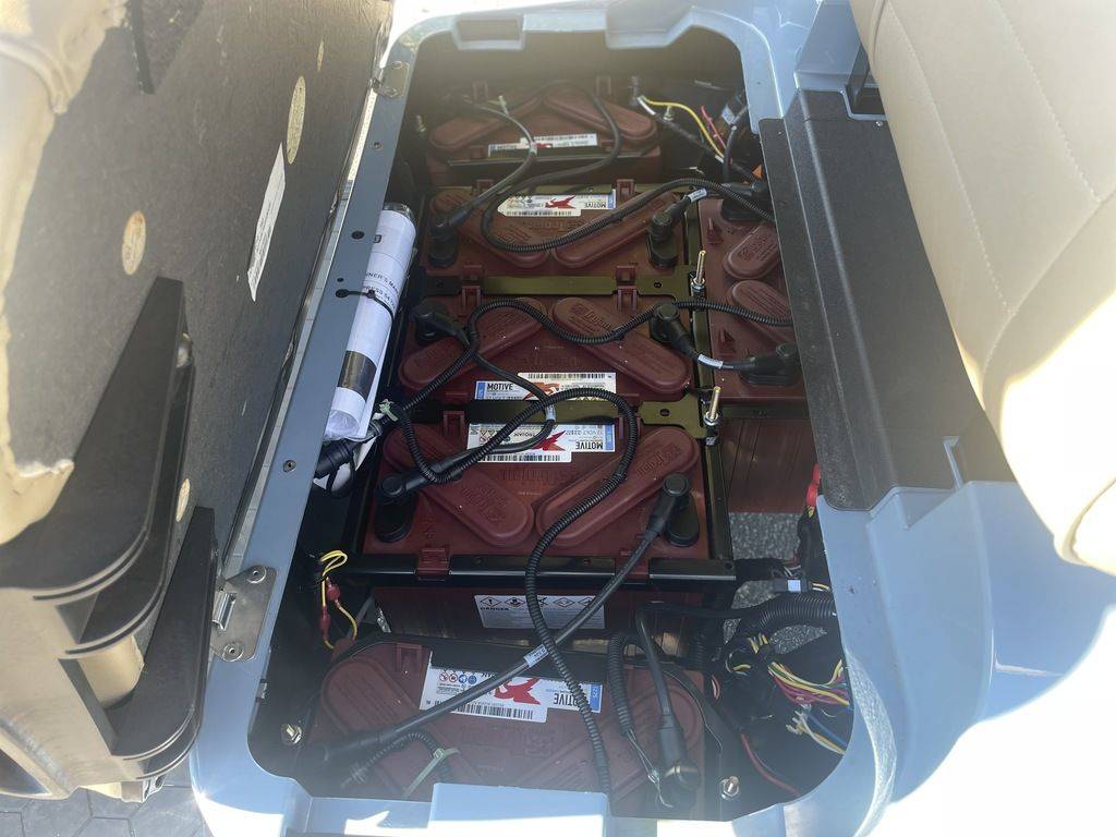 E-Z-Go Golf Carts All Express S4 72-volt Ocean Grey For Sale