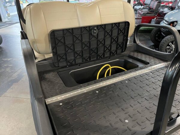 New 2022 E-Z-Go Golf Carts All Express L6 72V Electric Black For Sale