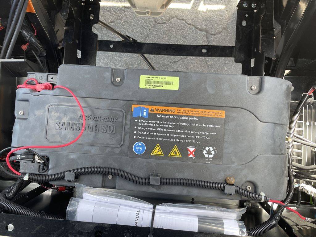 E-Z-Go Golf Carts All Express S4 ELiTE Lithium Black For Sale