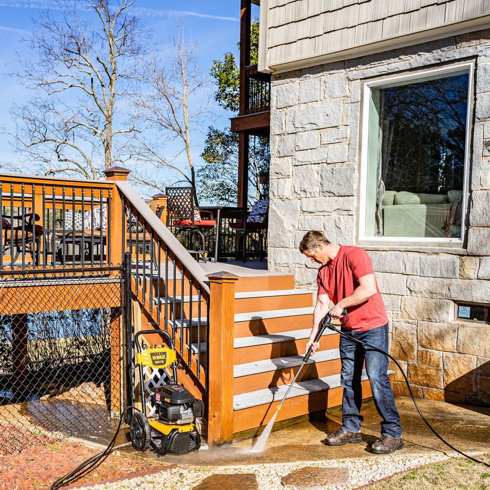 3300 PSI 2.4 GPM Gas Cold Water Pressure Washer with HONDA GCV200 Engine