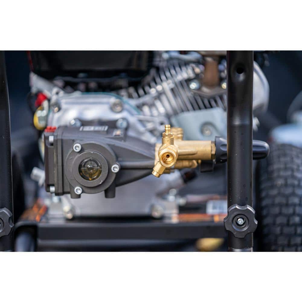 3600 PSI 2.5 GPM Gas Cold Water Professional Pressure Washer with HONDA GX200 OHV Commercial Series Engine