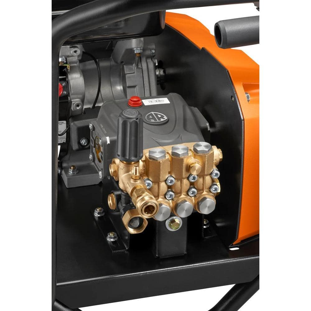 3100 PSI 2.8 GPM Professional Grade Gas Pressure Washer with Belt Drive and Triplex Pump, 49-State/CSA