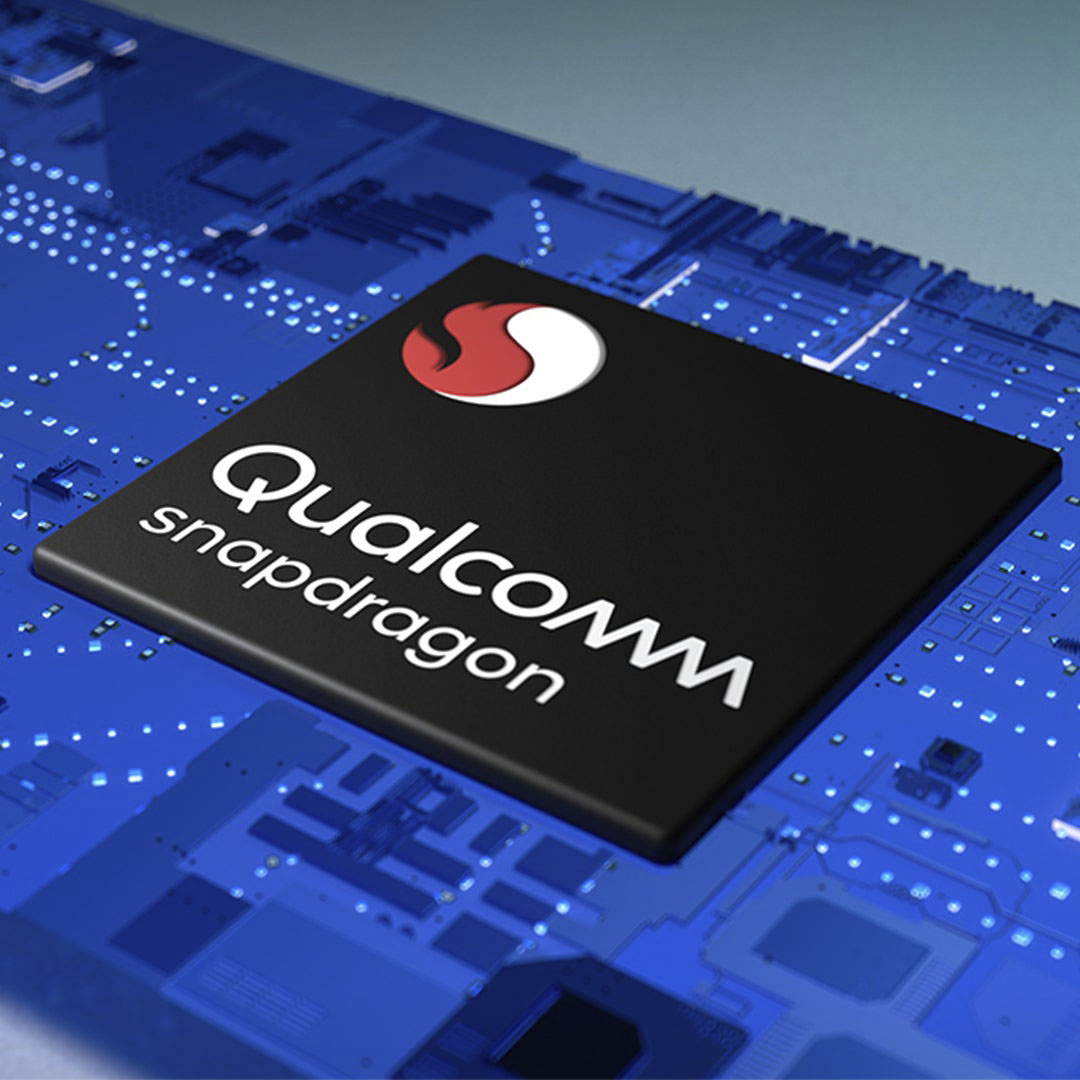 Samsung - Galaxy Book Go - 14.0" LED Screen - Qualcomm® Snapdragon™ 7C Gen 2 Processor - 4GB Memory - 128GB eMMC - Silver